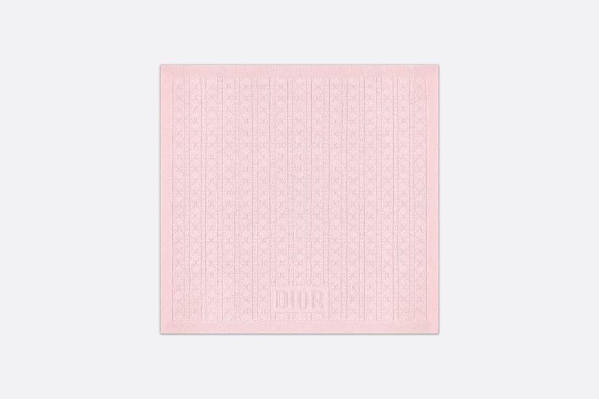 Quilt blanket.  Light pink Cannage Fujimoto case Wool and Sheep Nostoc.  Numbering: 3SBP34BLAA_Y353