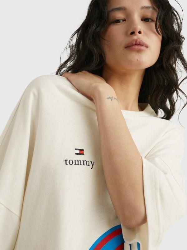 TOMMY JEANS GRAPHIC PRINT DUAL GENDER T-SHIRT