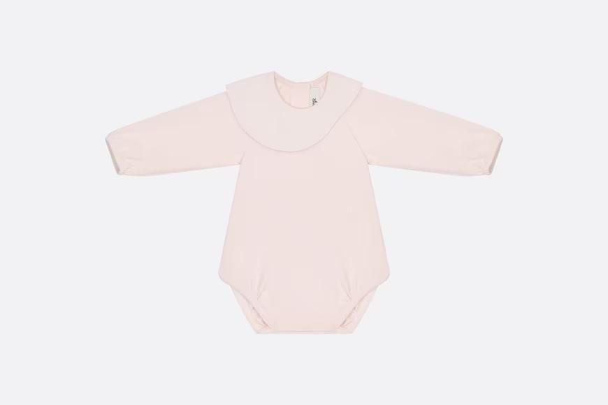 Wear long-sleeved body clothes.  Light pink Cannage rattan case plain cloth and cotton Balinese.  Numbering: 3SBP33BODA_Y353